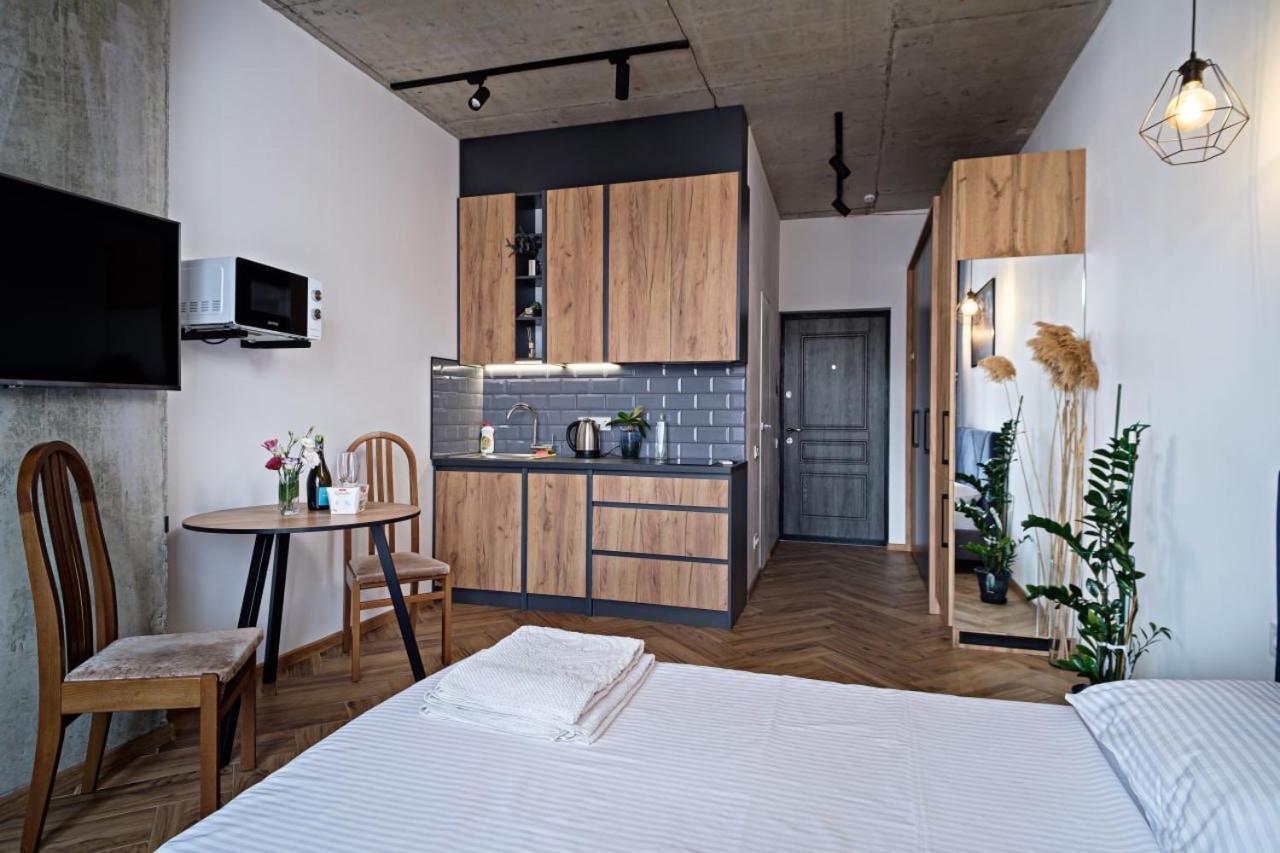 Apartments On Marshala Govorova Odessa Zewnętrze zdjęcie